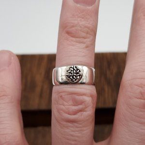 Size 5 925 Sterling Silver Cute Celtic Knot Wide Toe Ring